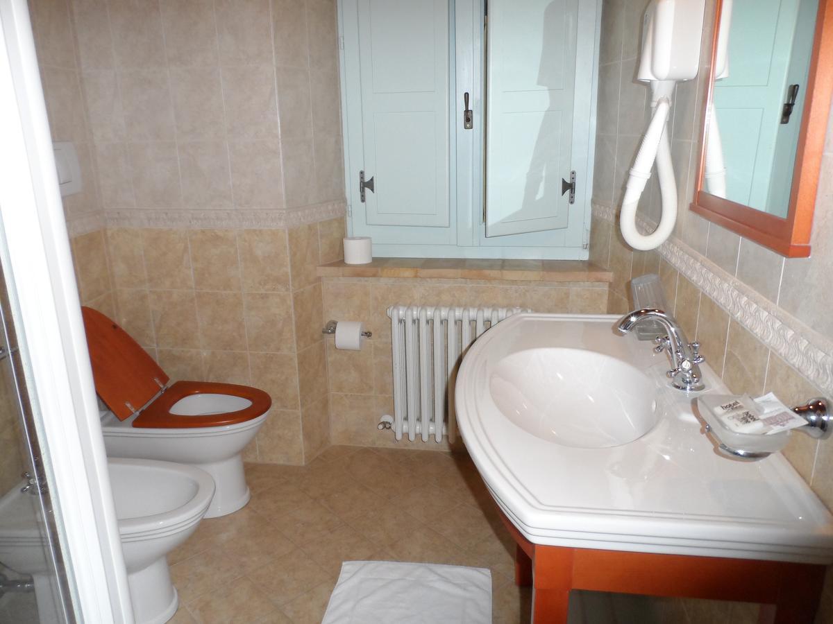 Dimora A Petritoli Hotel Екстериор снимка